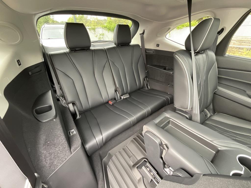 new 2026 Acura MDX car, priced at $68,250