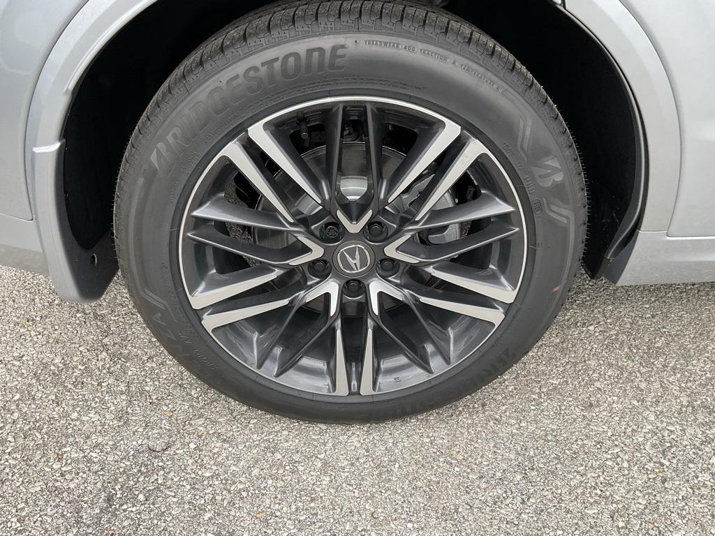 new 2026 Acura MDX car, priced at $68,250