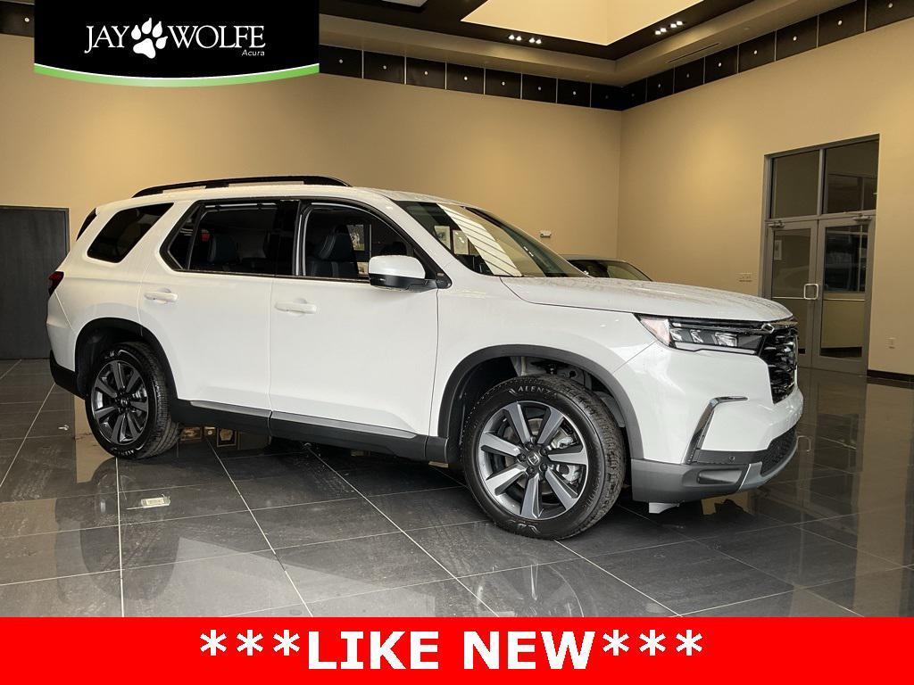 used 2025 Honda Pilot car, priced at $47,000