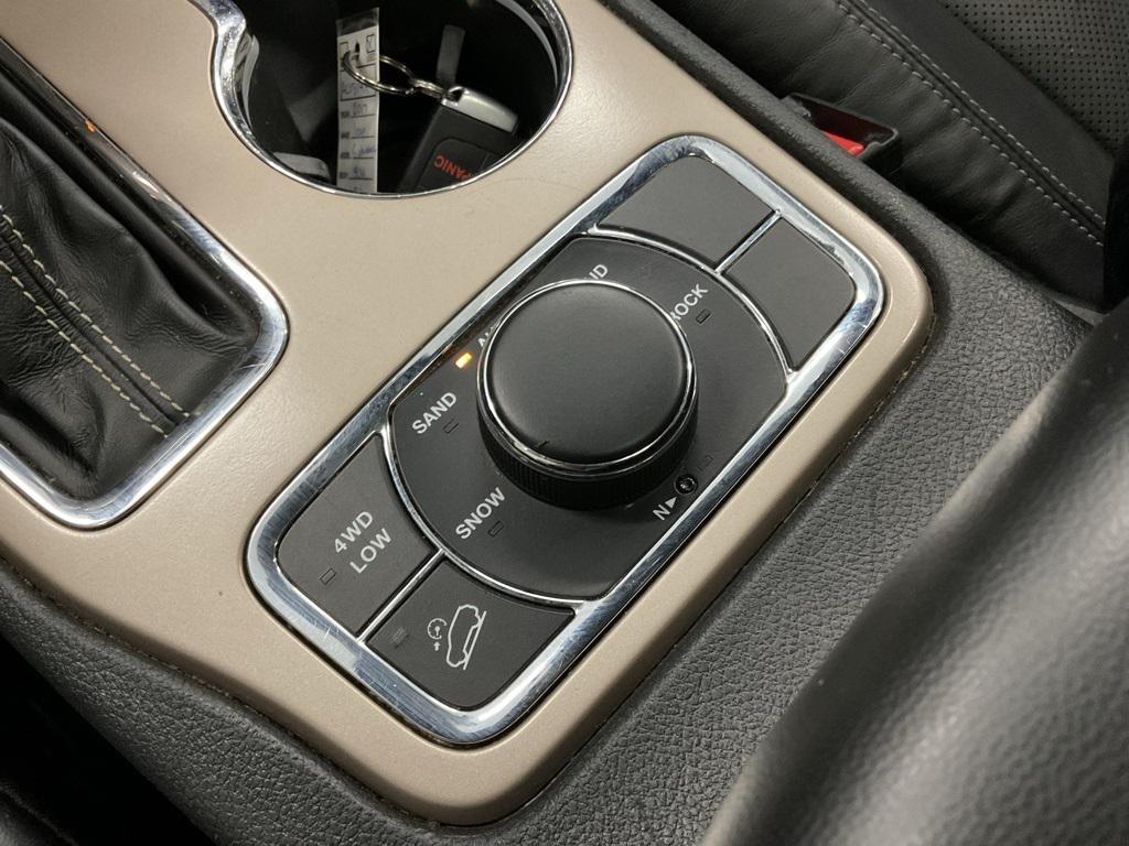 used 2017 Jeep Grand Cherokee car, priced at $16,000