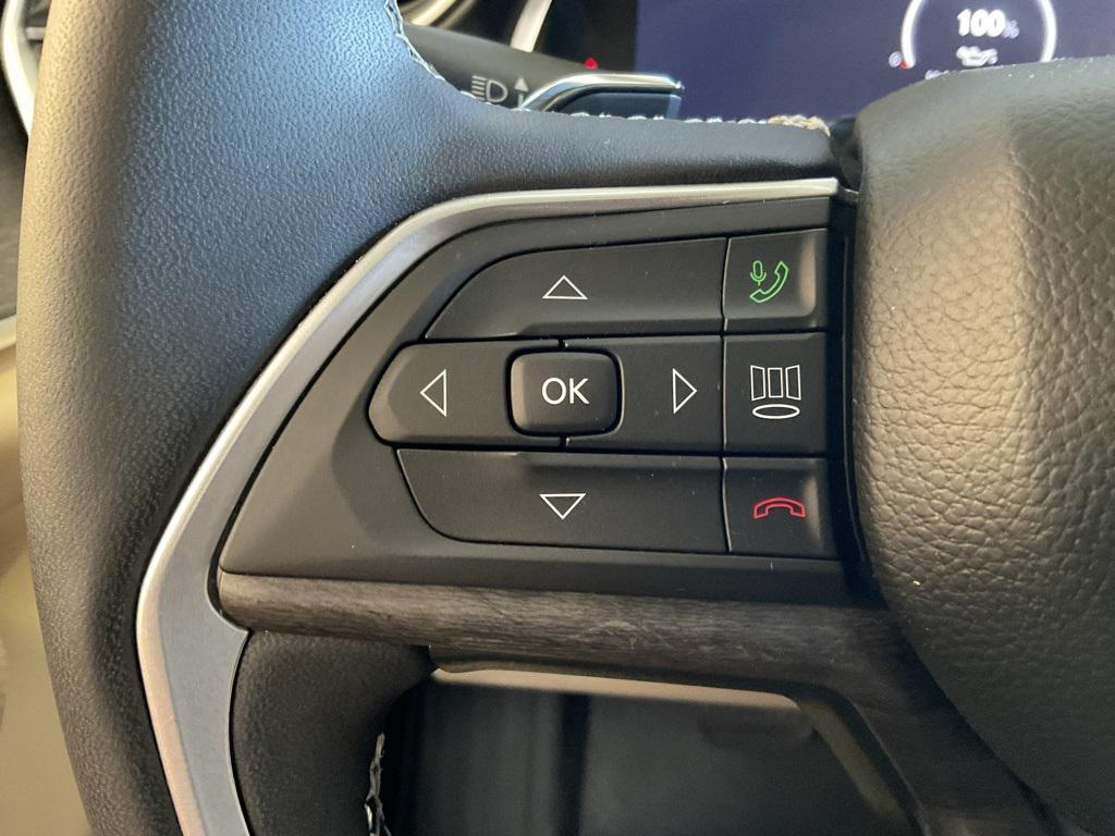 used 2024 Jeep Grand Cherokee car, priced at $38,700