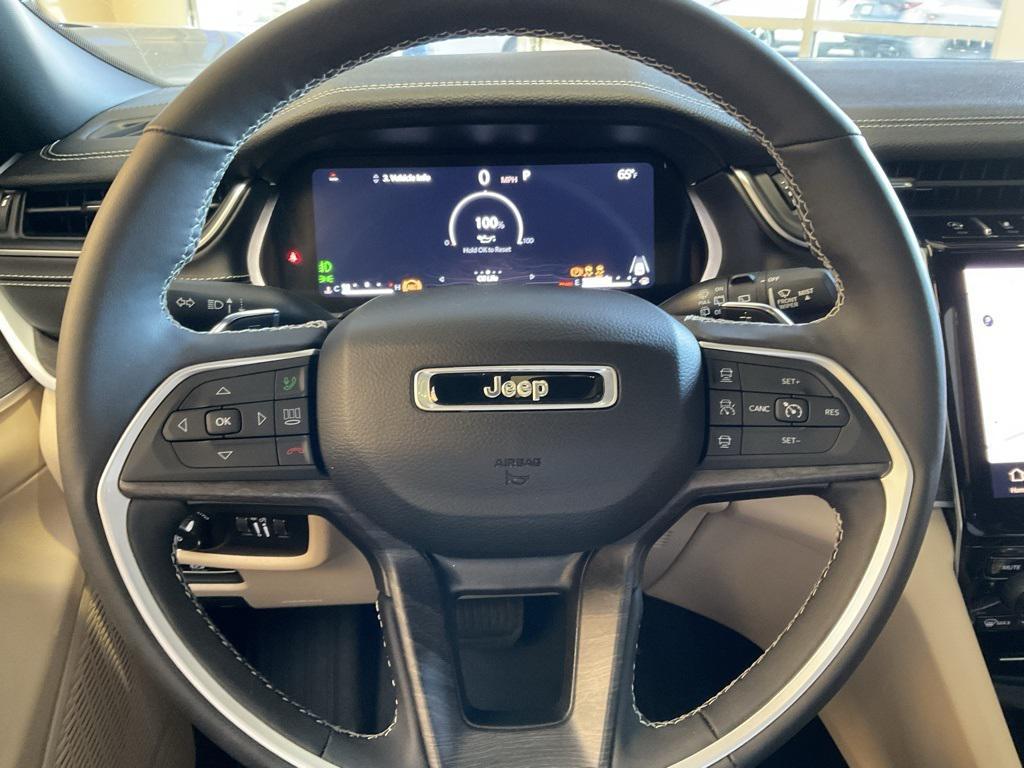 used 2024 Jeep Grand Cherokee car, priced at $38,700