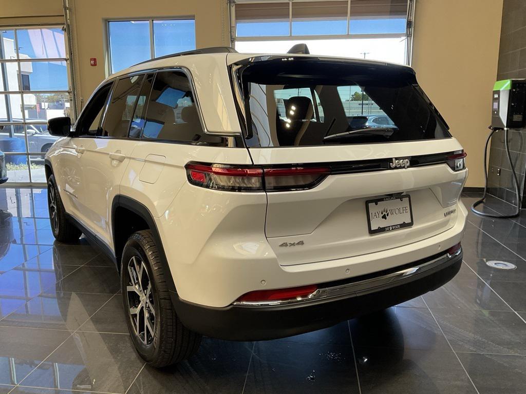 used 2024 Jeep Grand Cherokee car, priced at $38,700