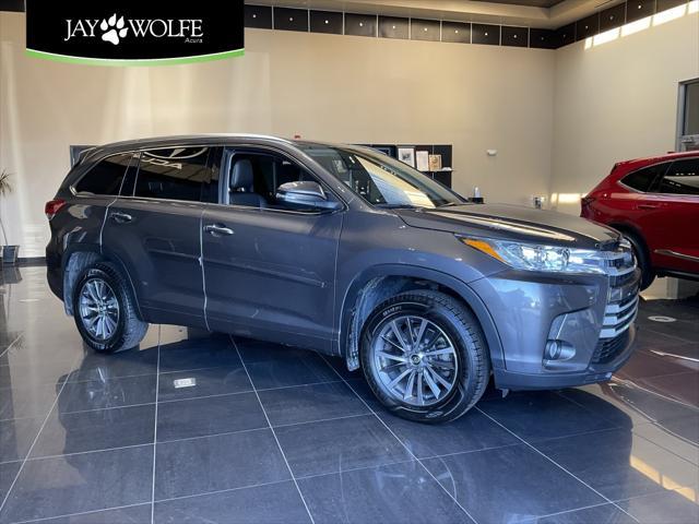 used 2018 Toyota Highlander car, priced at $26,500