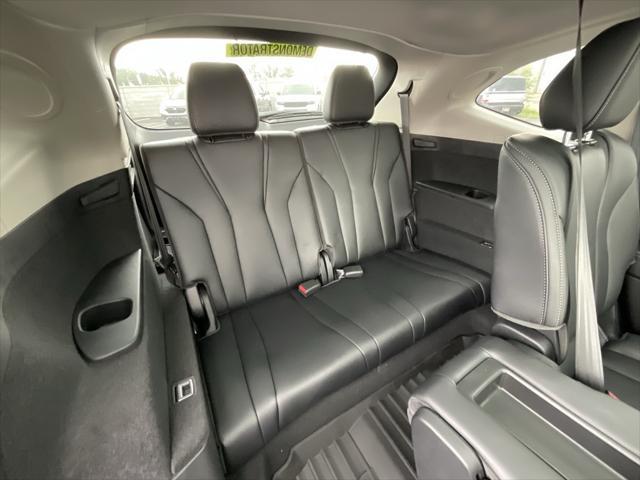 new 2025 Acura MDX car, priced at $60,750