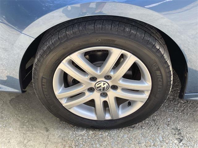 used 2015 Volkswagen Jetta car, priced at $9,787