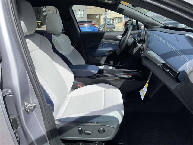 new 2025 Volkswagen ID.4 car, priced at $51,261
