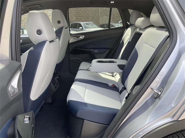new 2025 Volkswagen ID.4 car, priced at $51,261