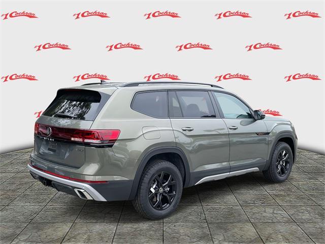 new 2025 Volkswagen Atlas car, priced at $44,308