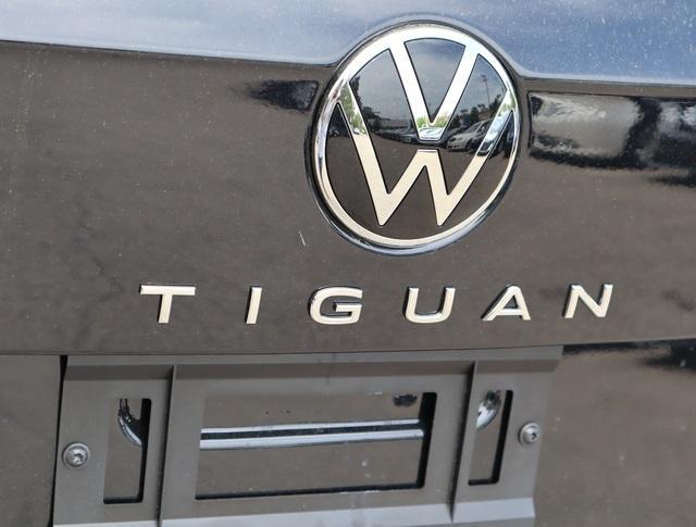 new 2024 Volkswagen Tiguan car, priced at $36,916