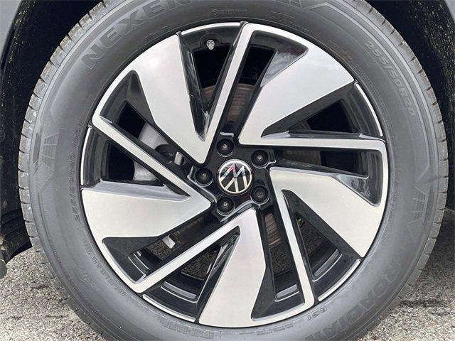 new 2026 Volkswagen Atlas car, priced at $49,432