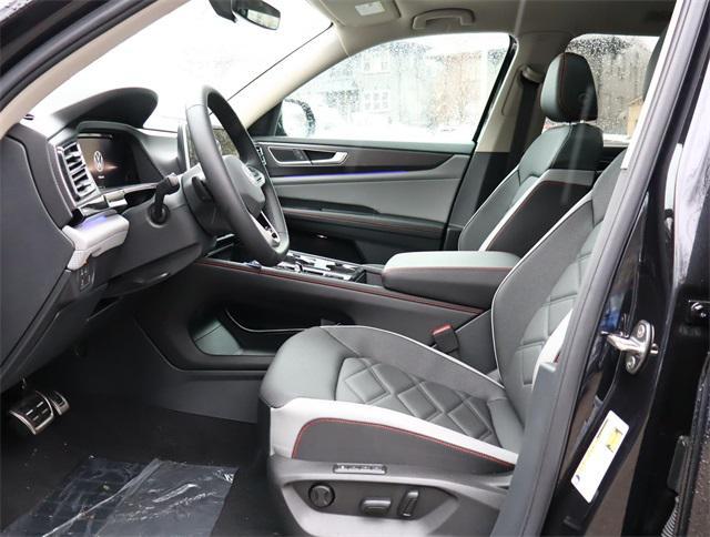 new 2024 Volkswagen Atlas car, priced at $44,897