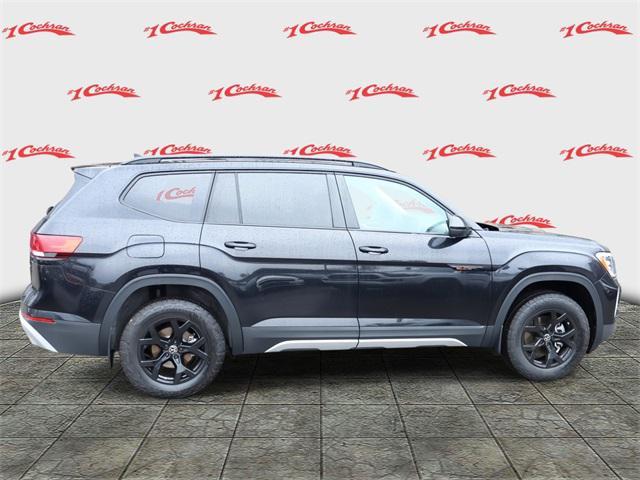 new 2024 Volkswagen Atlas car, priced at $44,897