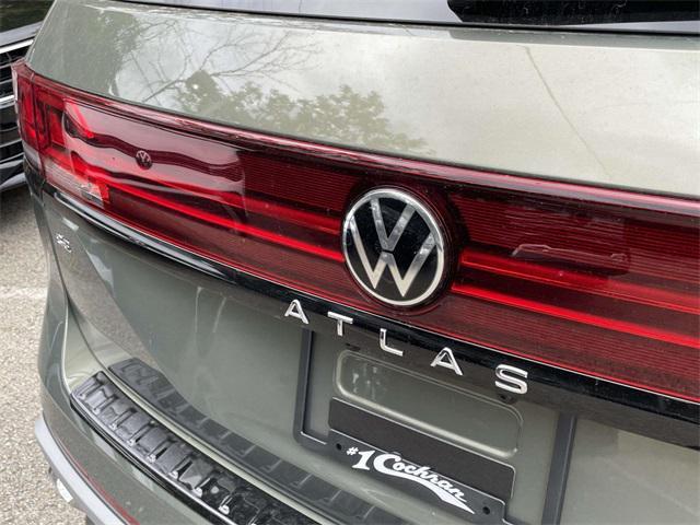 new 2025 Volkswagen Atlas car, priced at $45,541