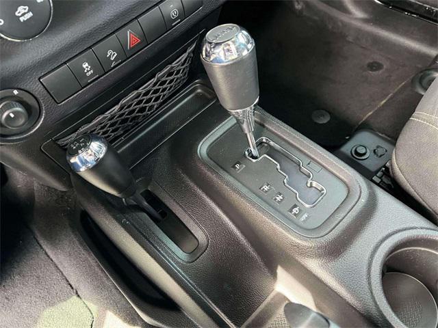 used 2015 Jeep Wrangler Unlimited car, priced at $18,599