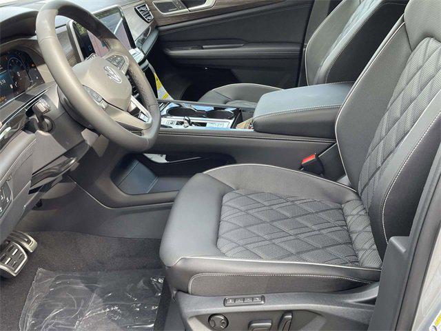 new 2026 Volkswagen Atlas car, priced at $54,875