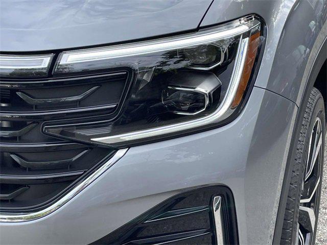 new 2026 Volkswagen Atlas car, priced at $54,875