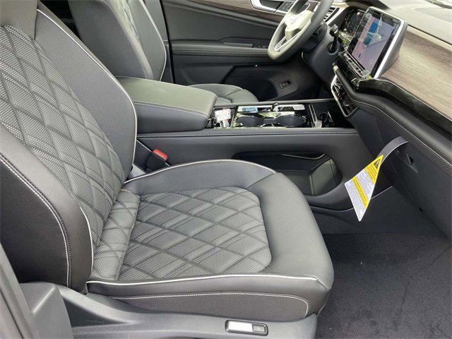 new 2026 Volkswagen Atlas car, priced at $54,875