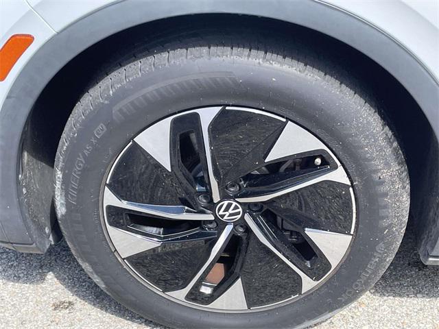 used 2021 Volkswagen ID.4 car, priced at $20,299