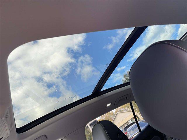 new 2025 Volkswagen Tiguan car, priced at $34,019