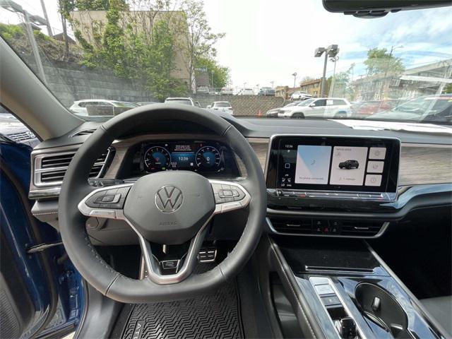 new 2025 Volkswagen Atlas car, priced at $54,275
