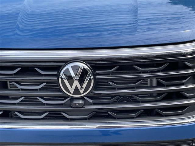 new 2025 Volkswagen Atlas car, priced at $54,275