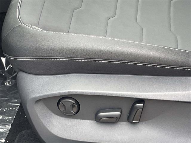 new 2025 Volkswagen Taos car, priced at $33,876