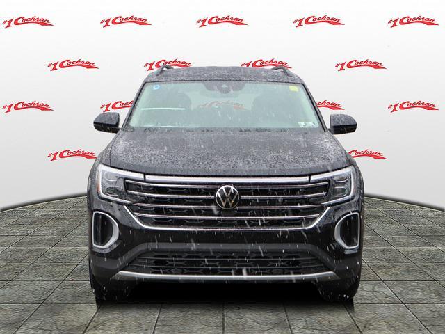 new 2025 Volkswagen Atlas car, priced at $42,052