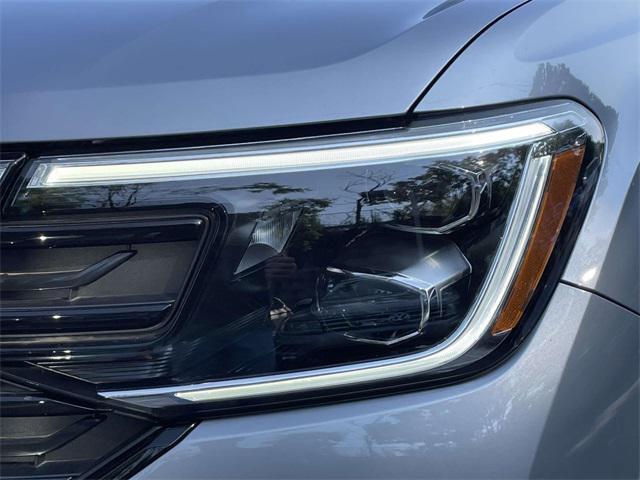 new 2025 Volkswagen Atlas Cross Sport car, priced at $47,536