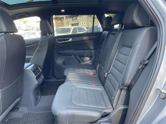 new 2025 Volkswagen Atlas Cross Sport car, priced at $46,536