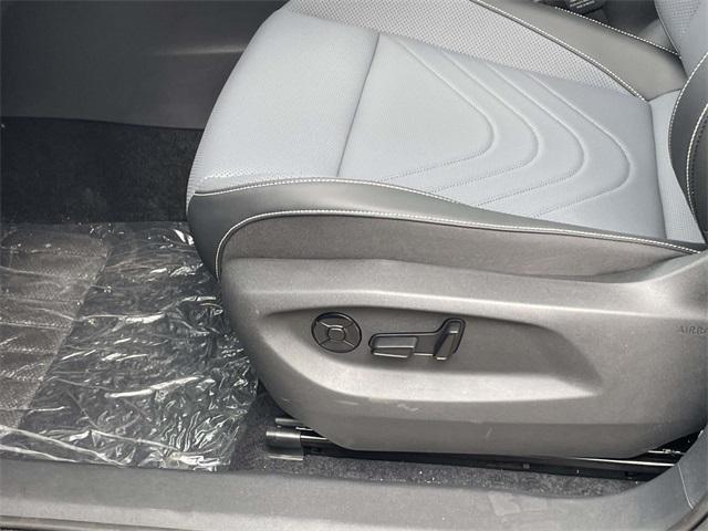 new 2025 Volkswagen Tiguan car, priced at $37,576