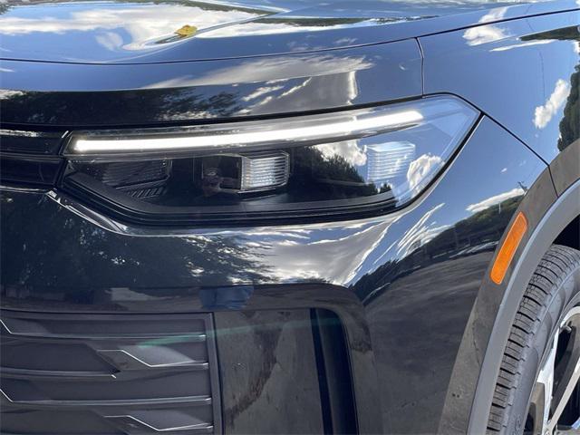 new 2025 Volkswagen Tiguan car, priced at $35,019