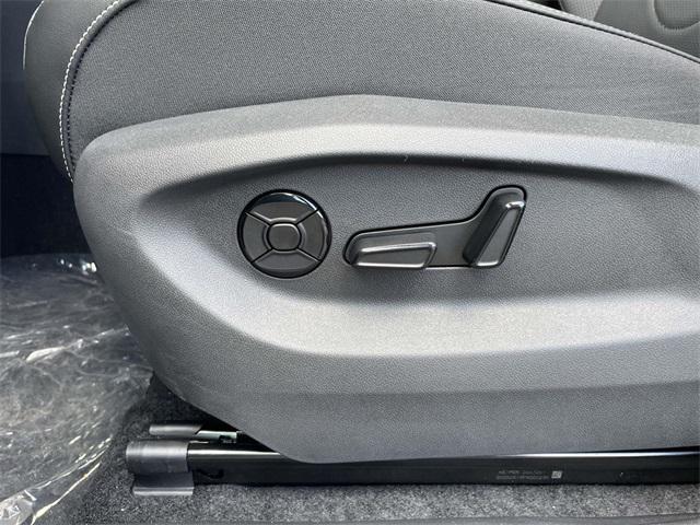 new 2025 Volkswagen Tiguan car, priced at $35,019