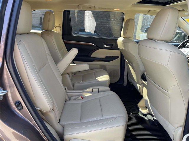 used 2017 Toyota Highlander car, priced at $14,998