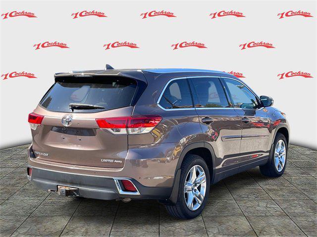 used 2017 Toyota Highlander car, priced at $14,998