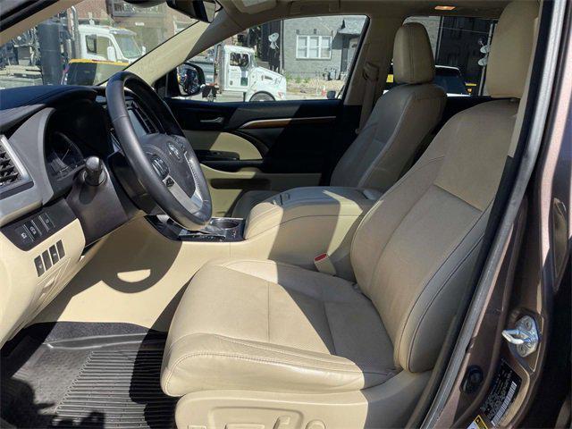 used 2017 Toyota Highlander car, priced at $14,998