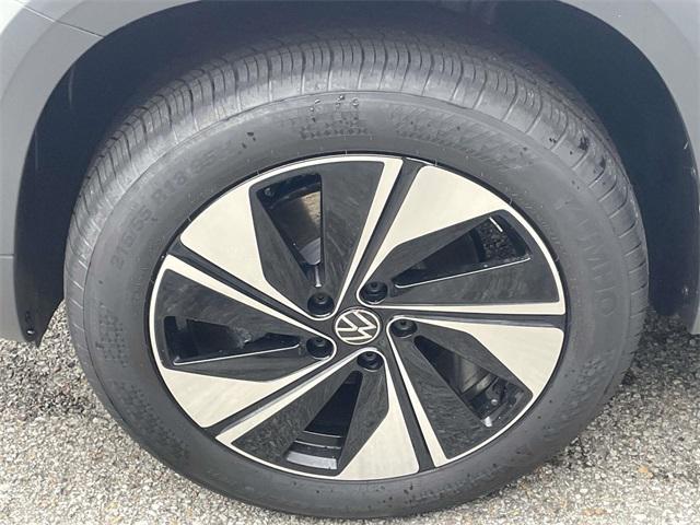 new 2025 Volkswagen Taos car, priced at $30,696