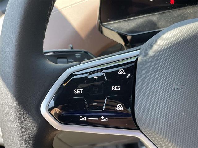 new 2025 Volkswagen ID.4 car, priced at $46,271