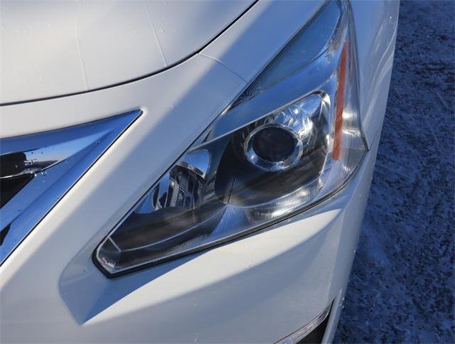 used 2014 Nissan Altima car, priced at $11,998