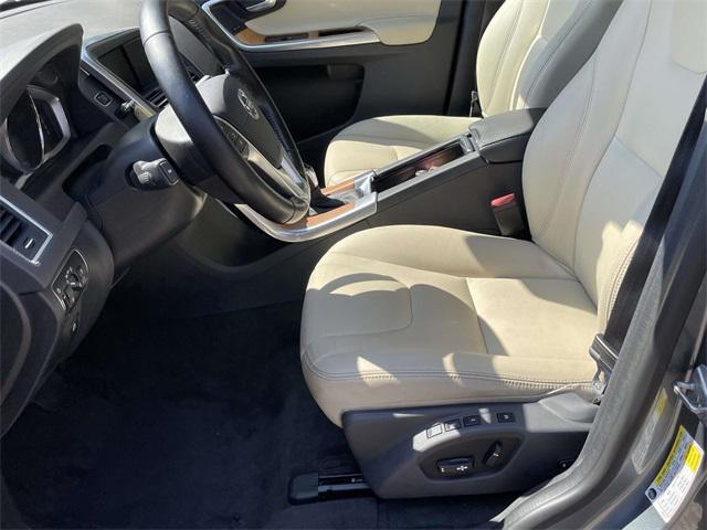 used 2017 Volvo XC60 car, priced at $16,277
