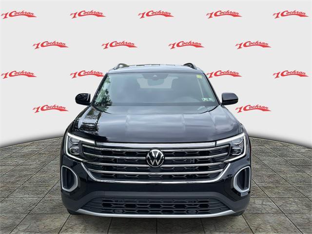 new 2025 Volkswagen Atlas car, priced at $38,038