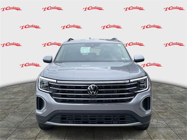new 2025 Volkswagen Atlas car, priced at $38,038