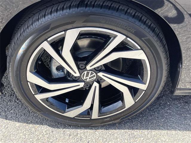 used 2025 Volkswagen Jetta car, priced at $29,400