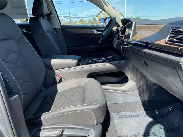 new 2025 Volkswagen Atlas car, priced at $44,561