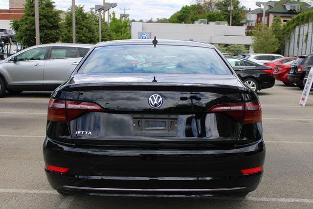 used 2019 Volkswagen Jetta car