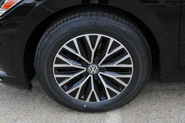 used 2019 Volkswagen Jetta car