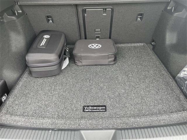 new 2025 Volkswagen ID.4 car, priced at $40,095