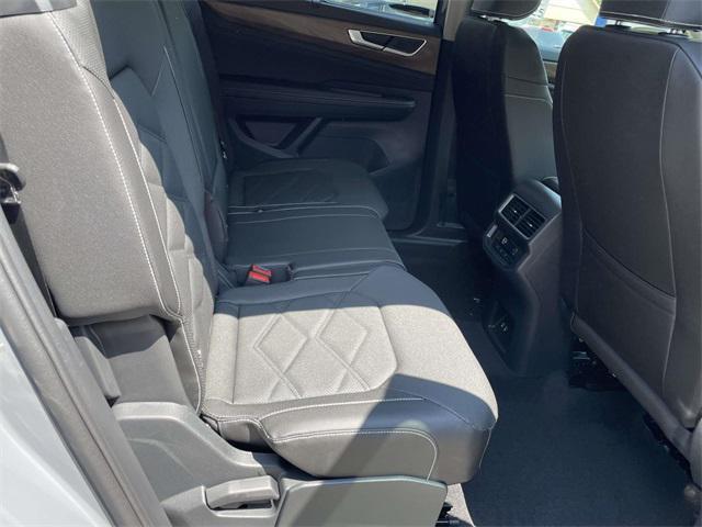 new 2025 Volkswagen Atlas car, priced at $45,398