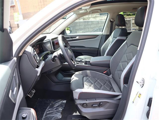 new 2024 Volkswagen Atlas car, priced at $46,018