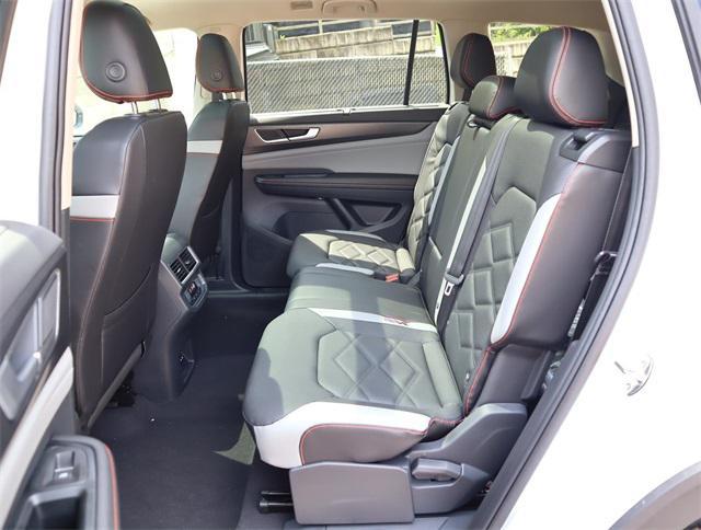 new 2024 Volkswagen Atlas car, priced at $46,018
